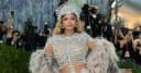 Lançamento surpresa de Beyoncé: guia de como gerar streams e entrar na Hot 100