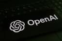 Autoaperfeiçoamento recursivo: alerta da OpenAI explicado