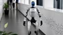 Robô humanoide na universidade: o guia completo do caso UPCA
