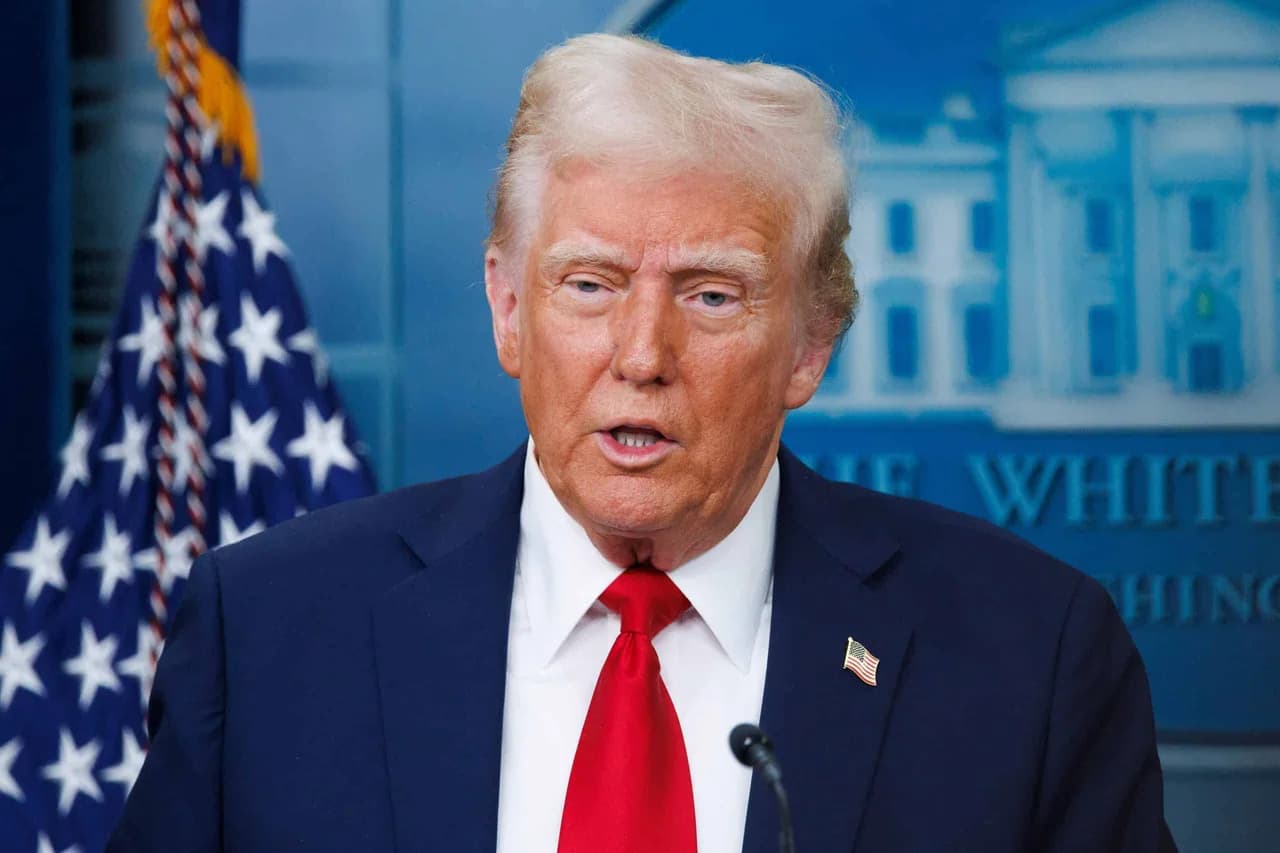 Corrida da IA: Trump x Amodei e os 3 cenários da década