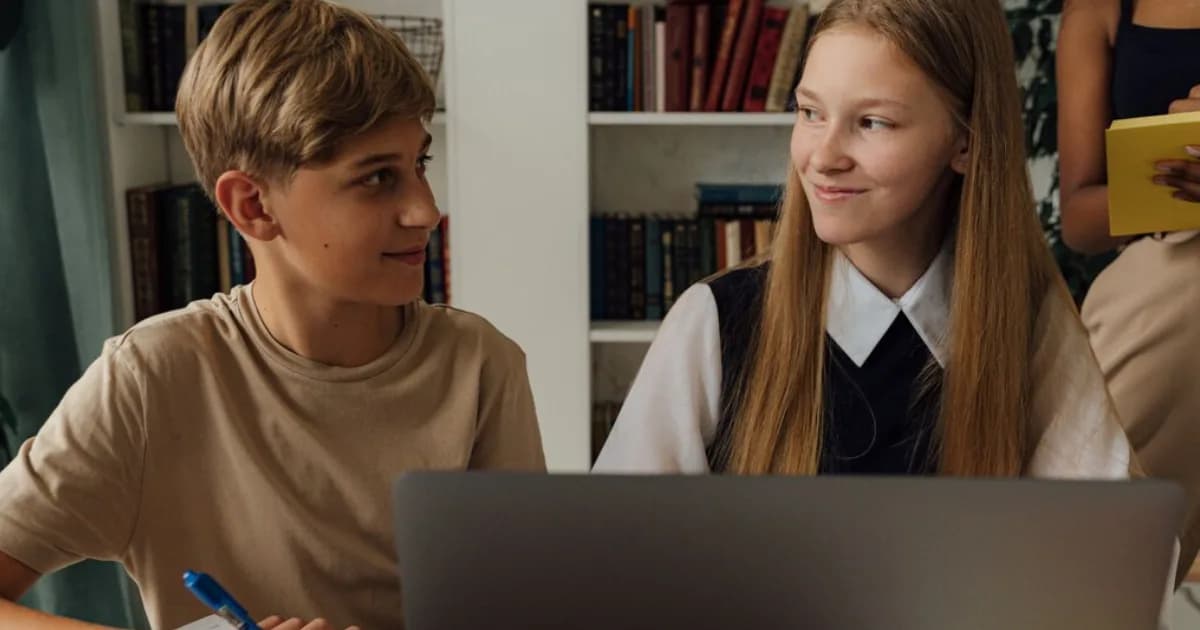 IA nos estudos: como aprender sem terceirizar tarefas
