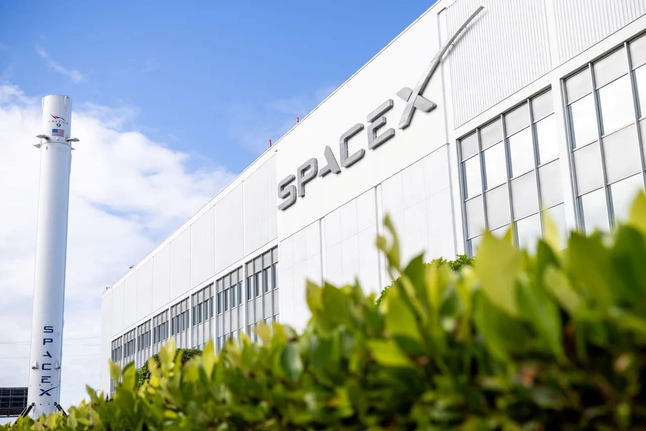 SpaceX compra espectro: o que muda para celulares?
